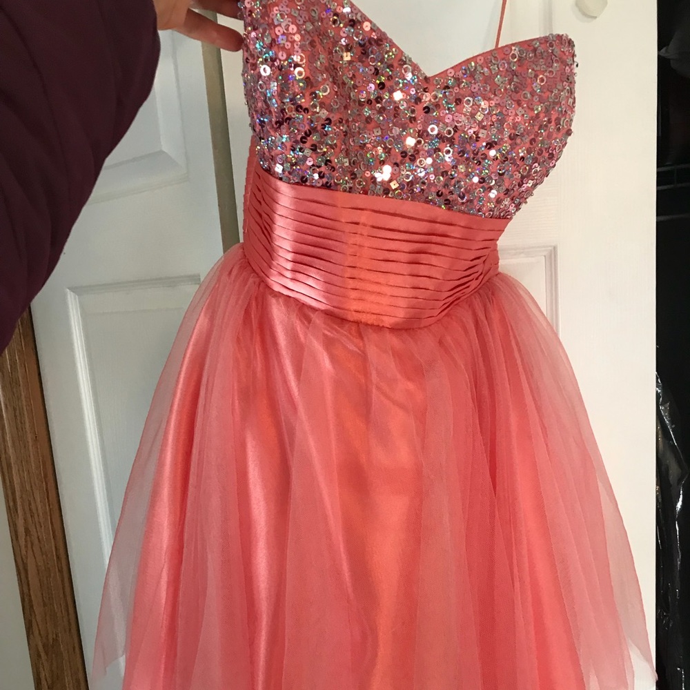 Peach Colored Homecoming Dress Size 0